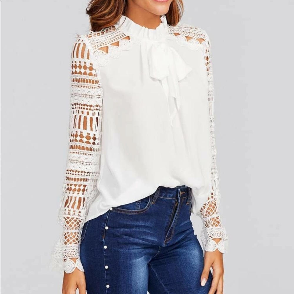 NWOT. Gorgeous statement top. - Picture 2 of 12